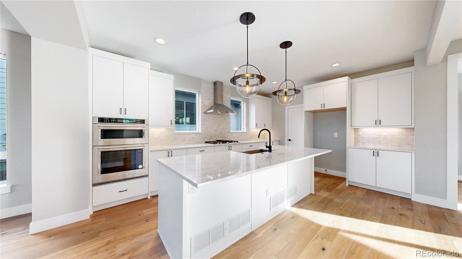 MLS Image #11 for 5608  grandville avenue,longmont, Colorado