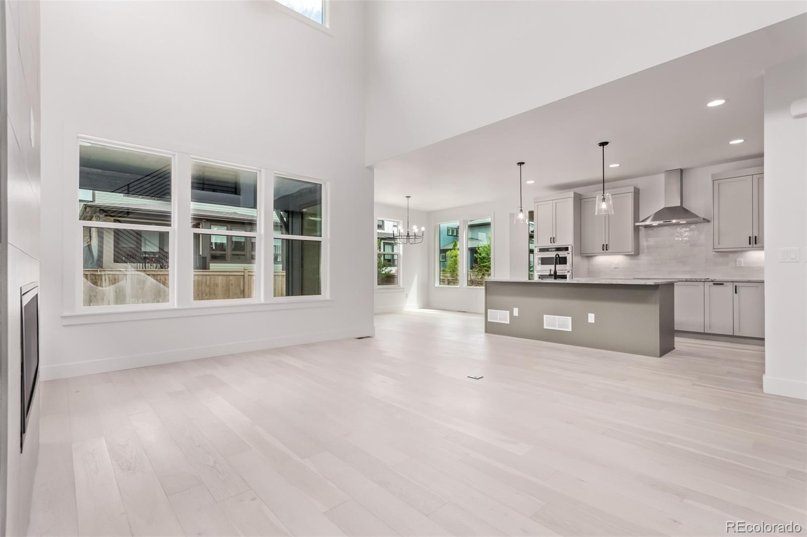 MLS Image #14 for 5608  grandville avenue,longmont, Colorado