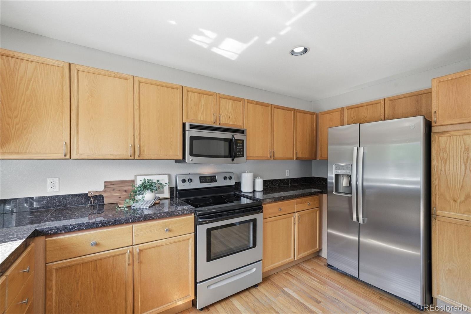 MLS Image #11 for 9344  wolfe street,littleton, Colorado