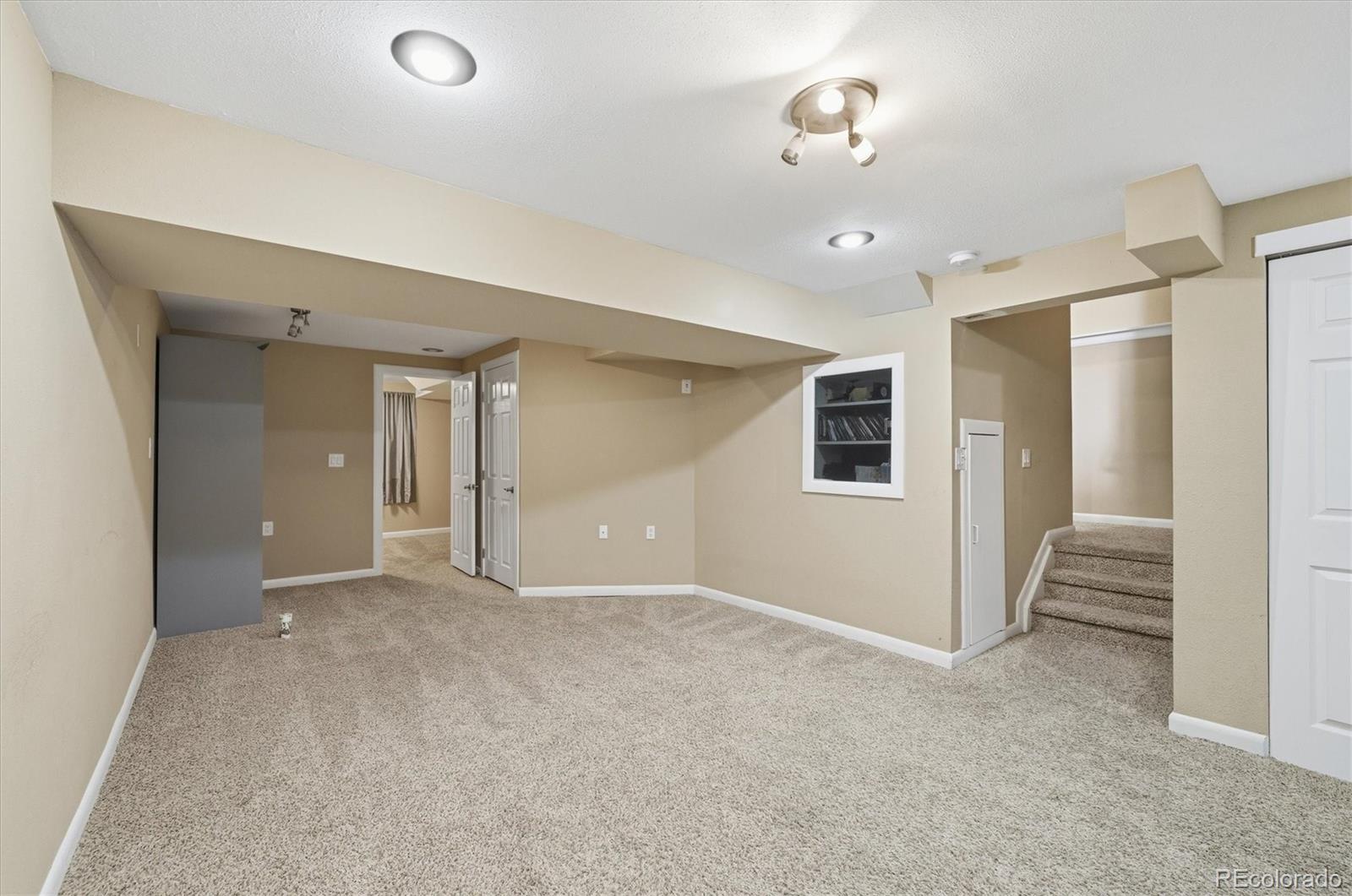 MLS Image #32 for 9344  wolfe street,littleton, Colorado