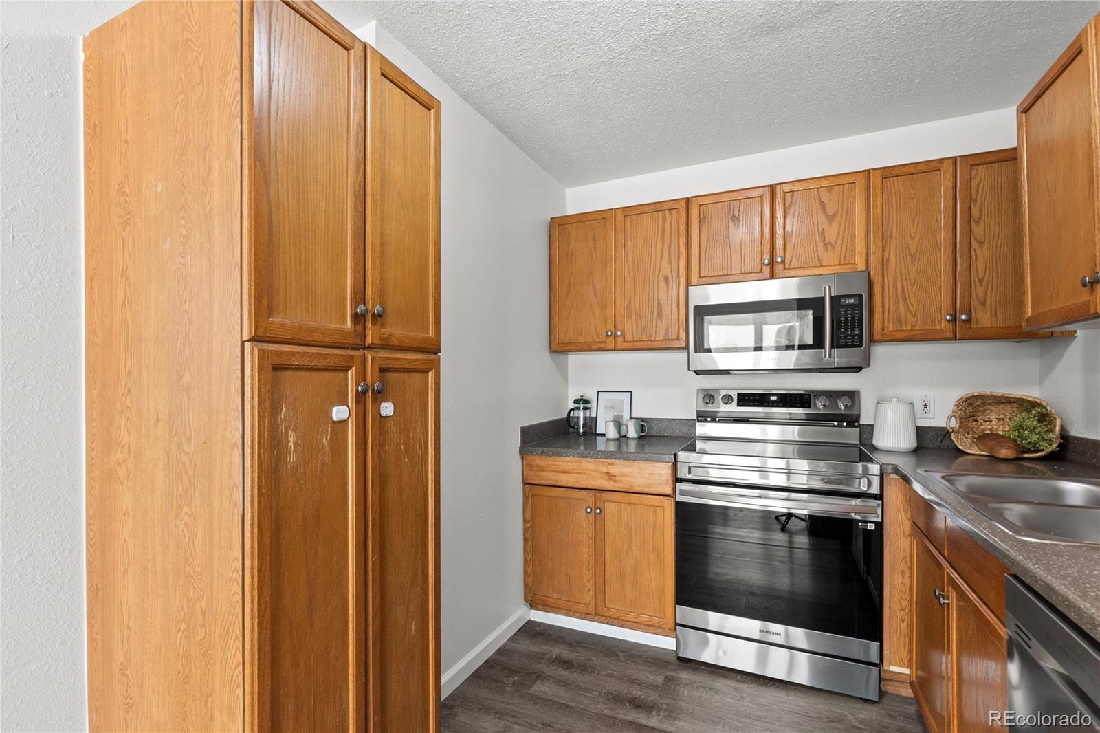 MLS Image #17 for 8430  clarkson street,denver, Colorado
