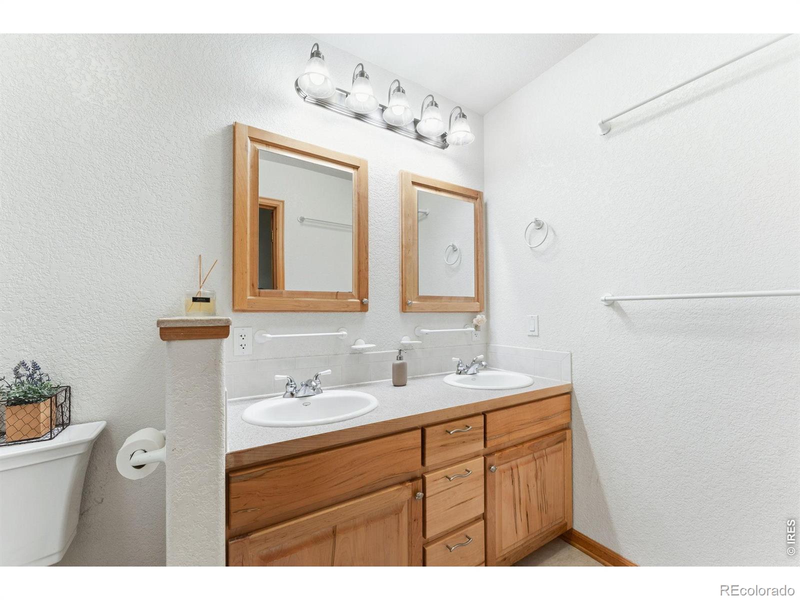 MLS Image #17 for 167  rawah court,livermore, Colorado