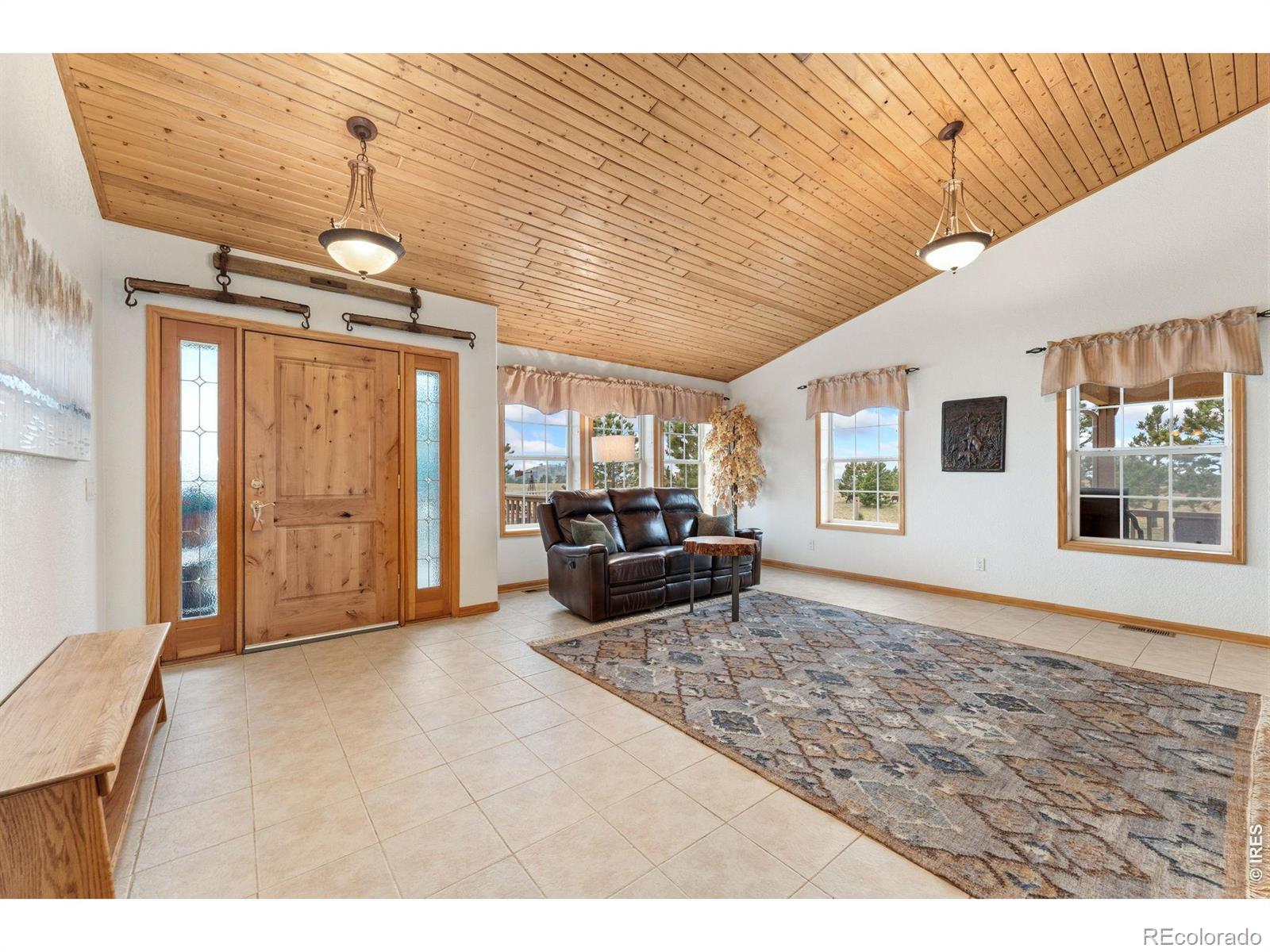 MLS Image #4 for 167  rawah court,livermore, Colorado