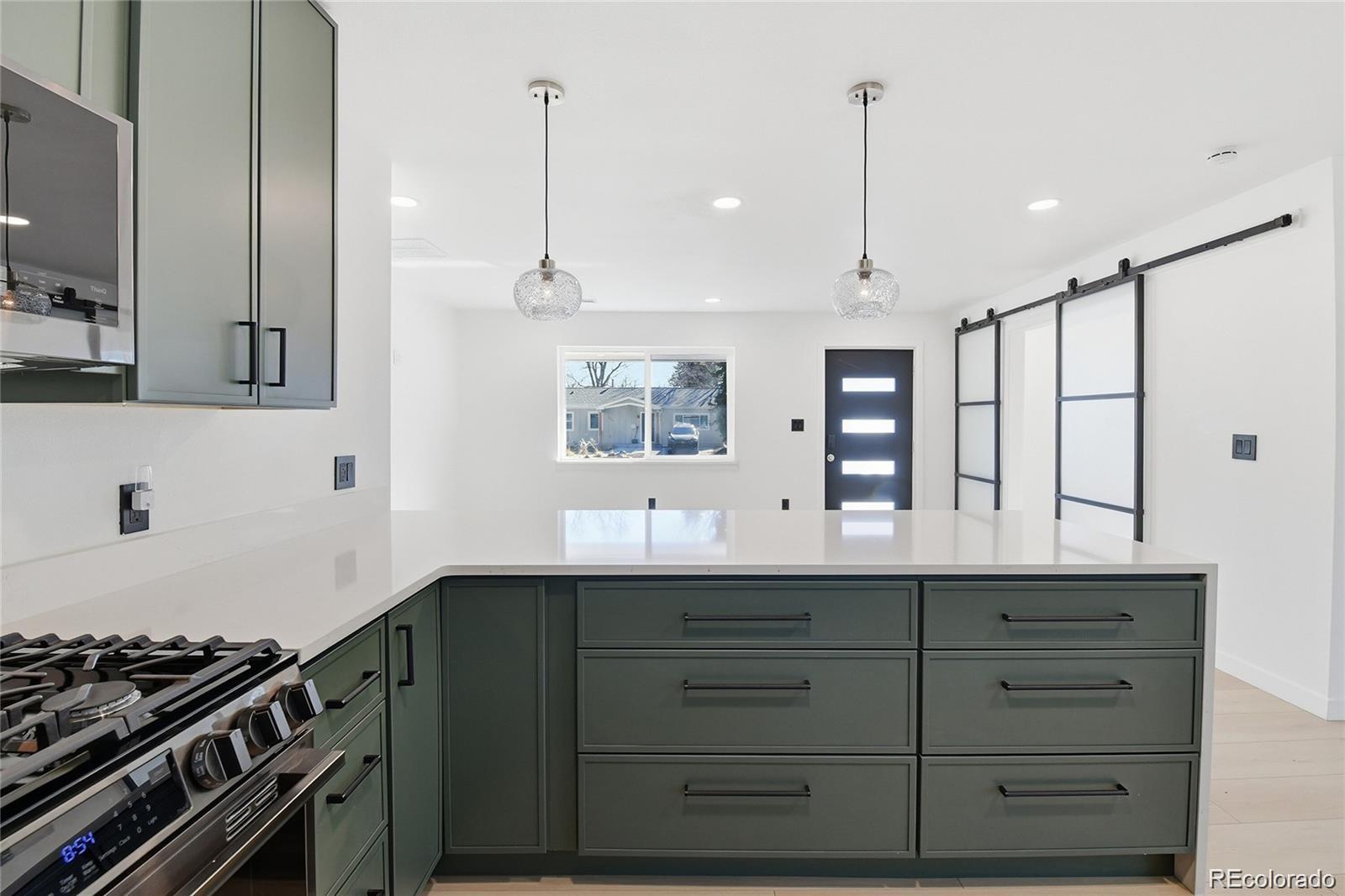 MLS Image #16 for 1431 s glencoe street,denver, Colorado