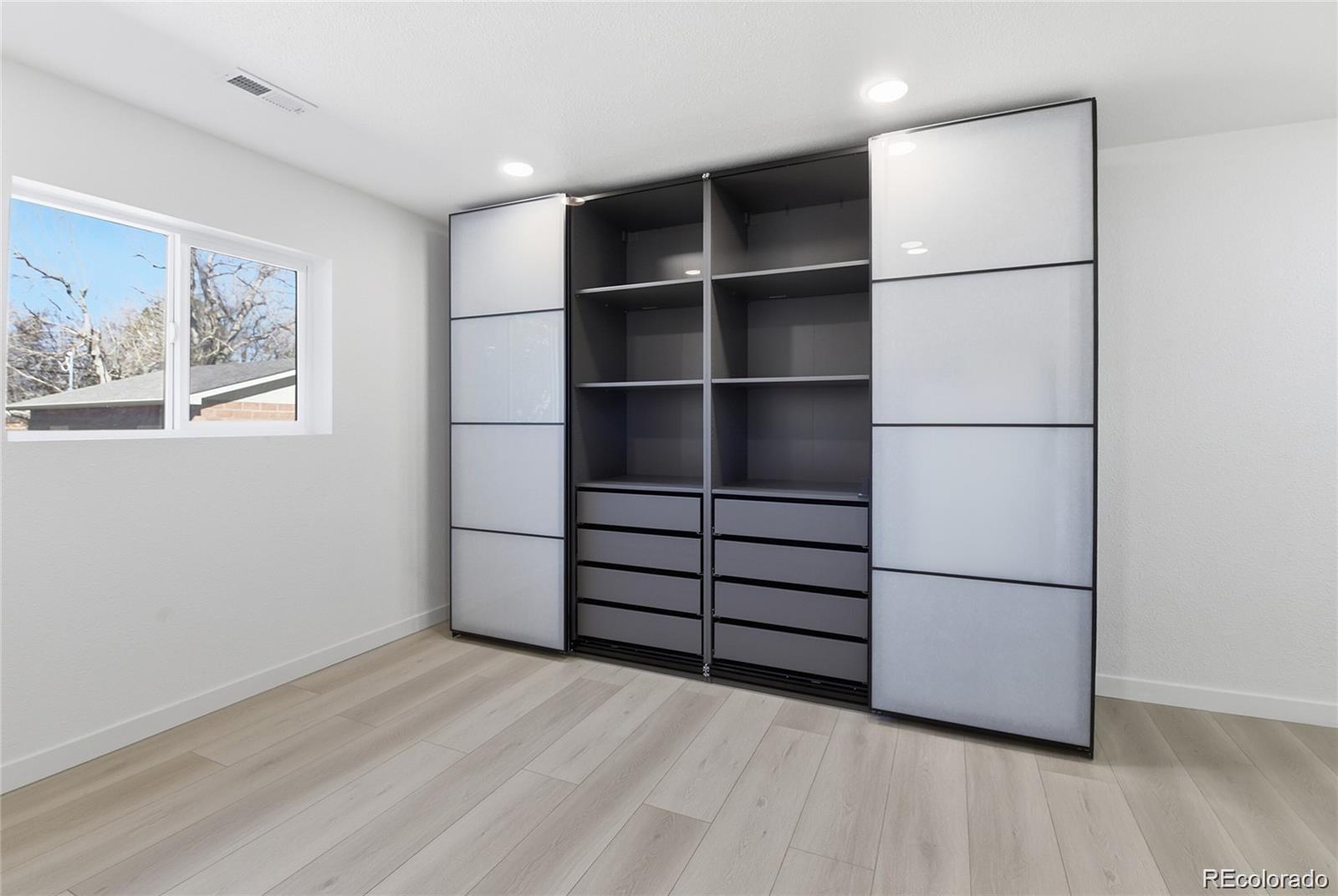 MLS Image #22 for 1431 s glencoe street,denver, Colorado
