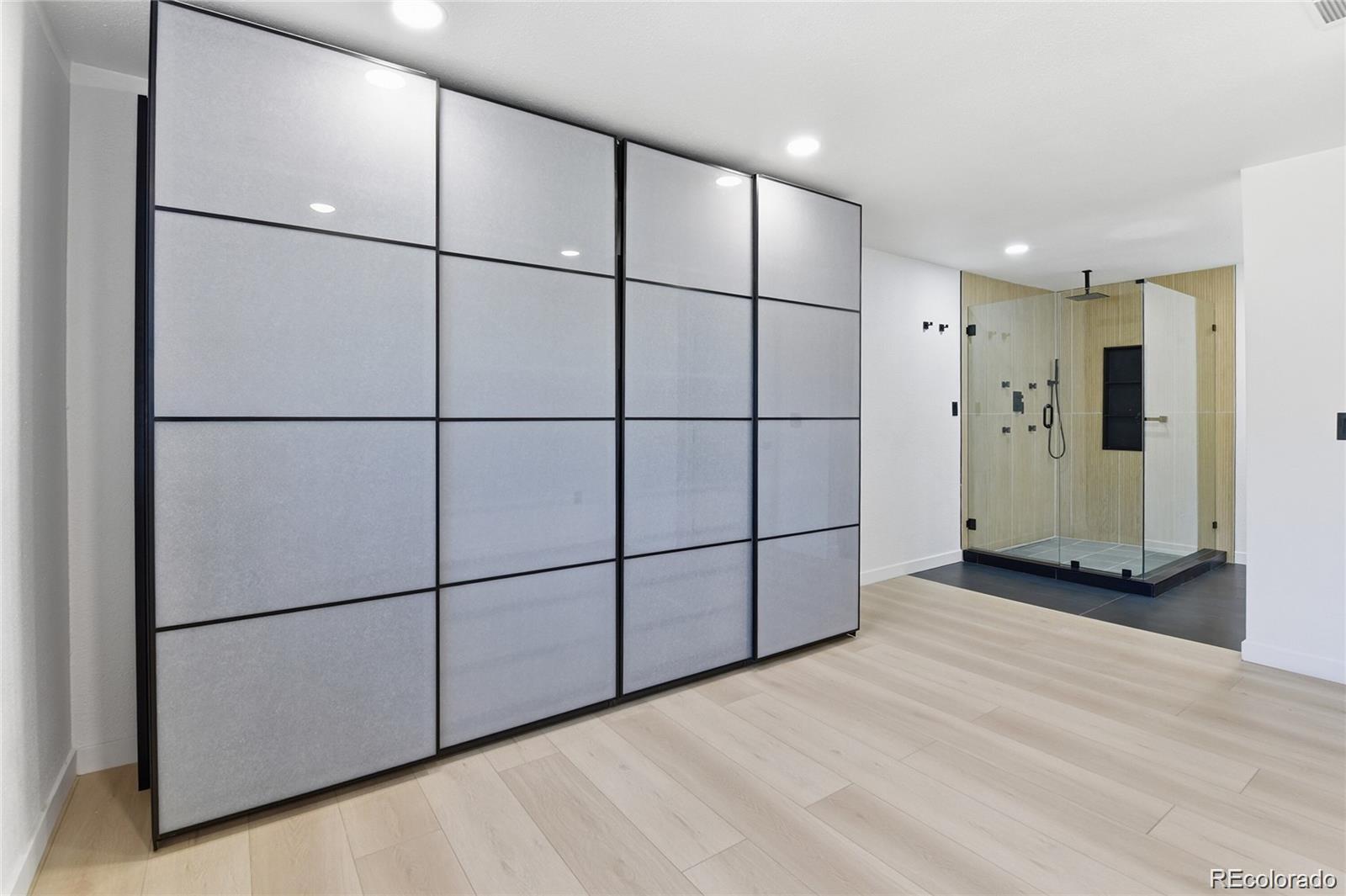MLS Image #24 for 1431 s glencoe street,denver, Colorado