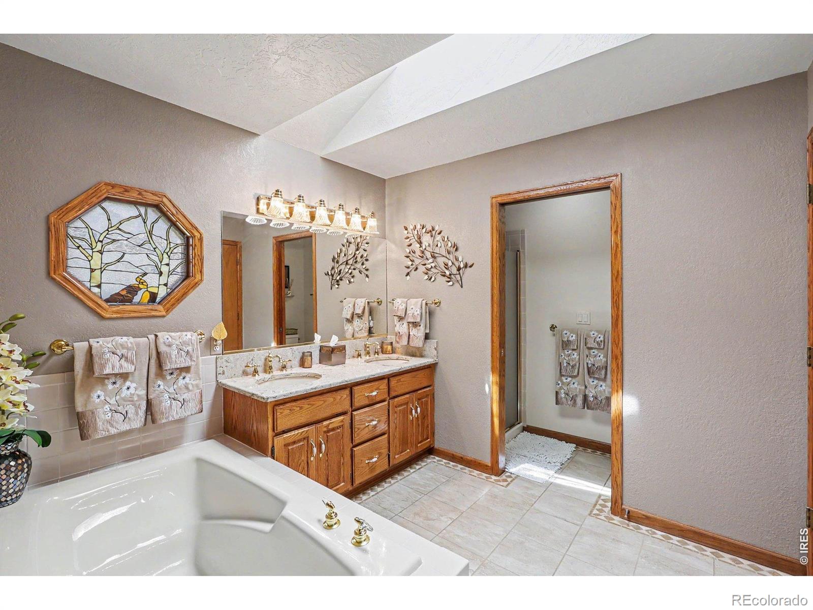 MLS Image #18 for 2010  46th avenue,greeley, Colorado