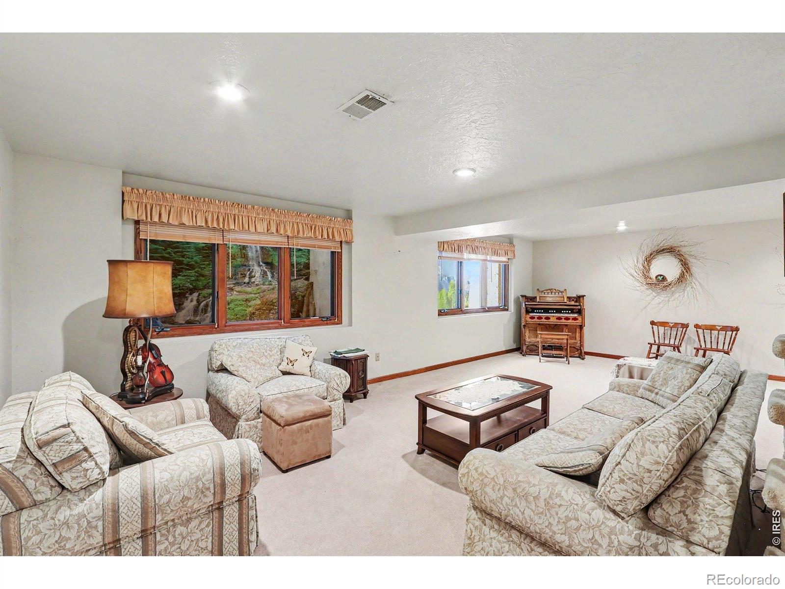 MLS Image #22 for 2010  46th avenue,greeley, Colorado