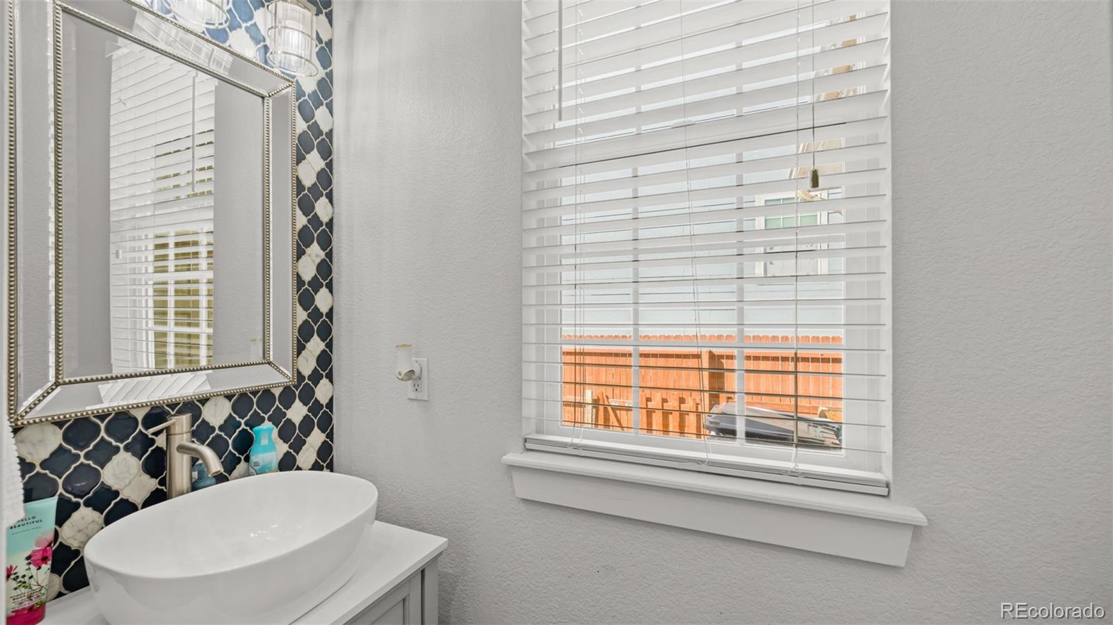 MLS Image #13 for 3604 s nepal street,aurora, Colorado
