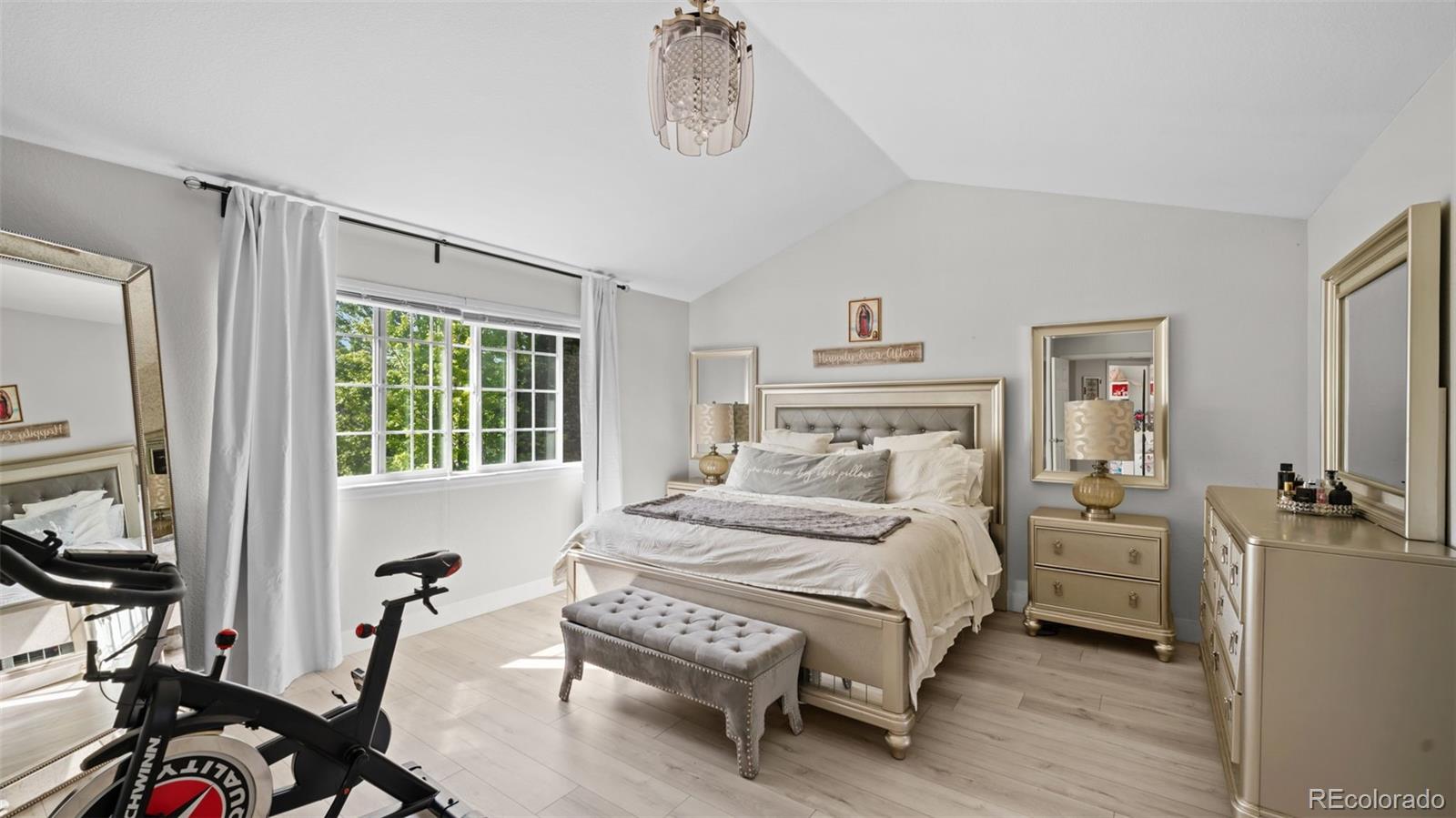 MLS Image #14 for 3604 s nepal street,aurora, Colorado