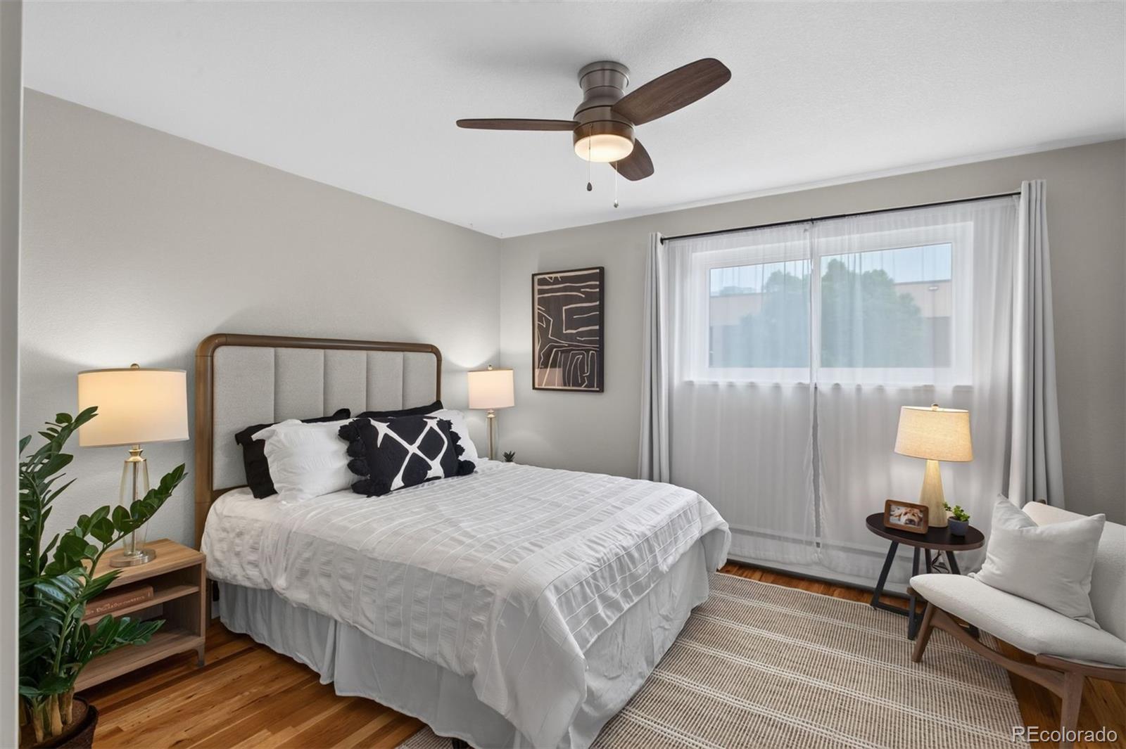 MLS Image #18 for 6831 e ithaca place,denver, Colorado