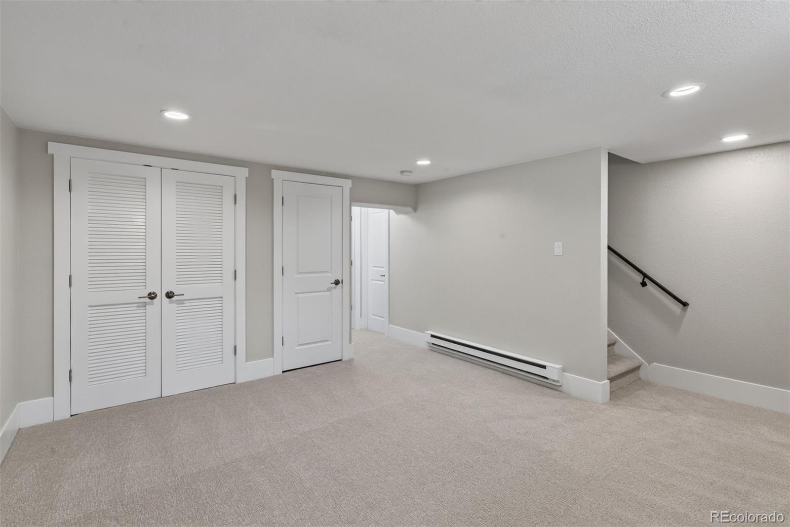 MLS Image #23 for 6831 e ithaca place,denver, Colorado