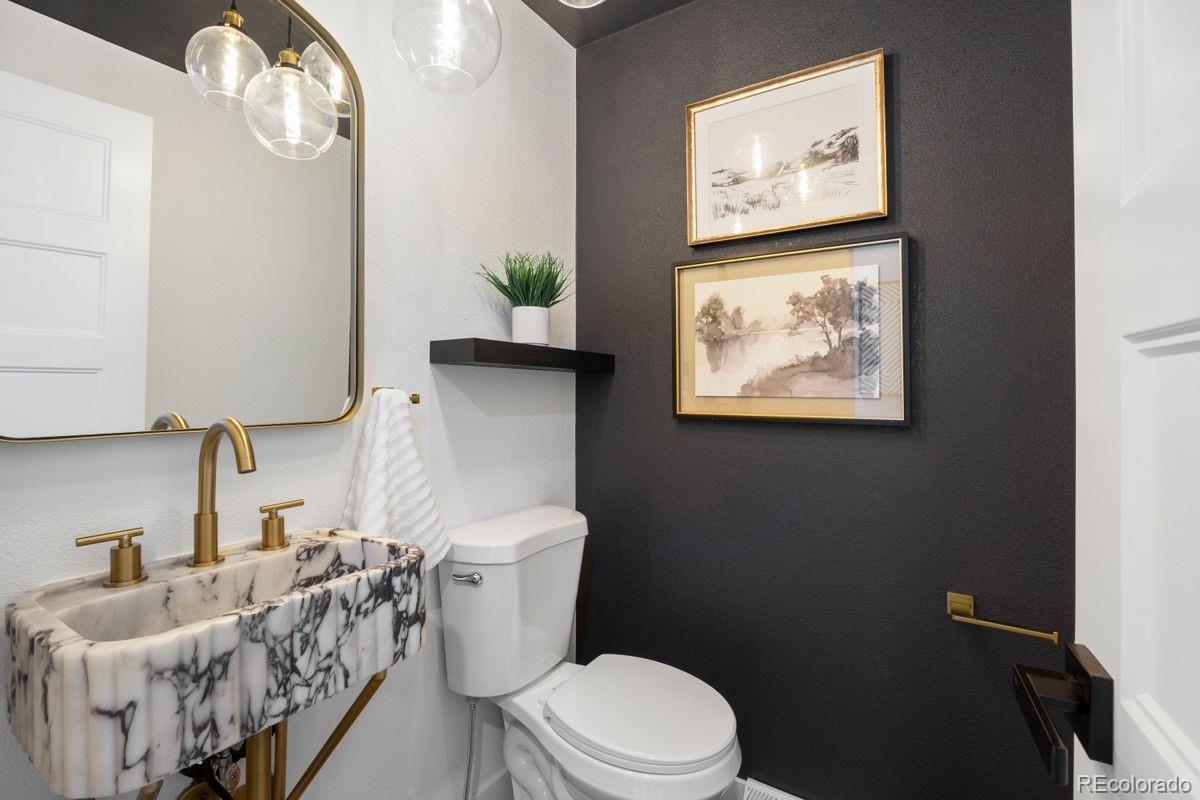 MLS Image #13 for 3851 s quebec street,denver, Colorado