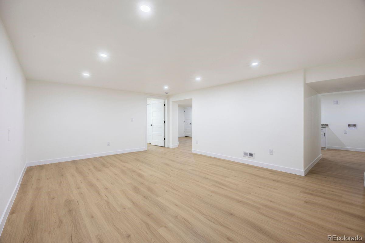 MLS Image #25 for 3851 s quebec street,denver, Colorado