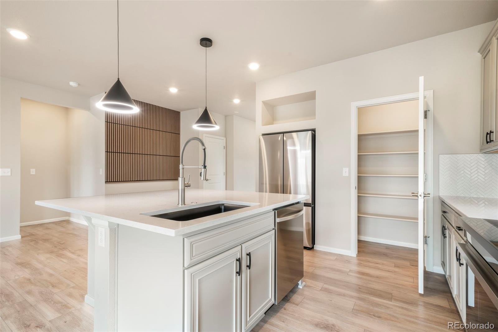 MLS Image #22 for 5697  torrisdale view,colorado springs, Colorado