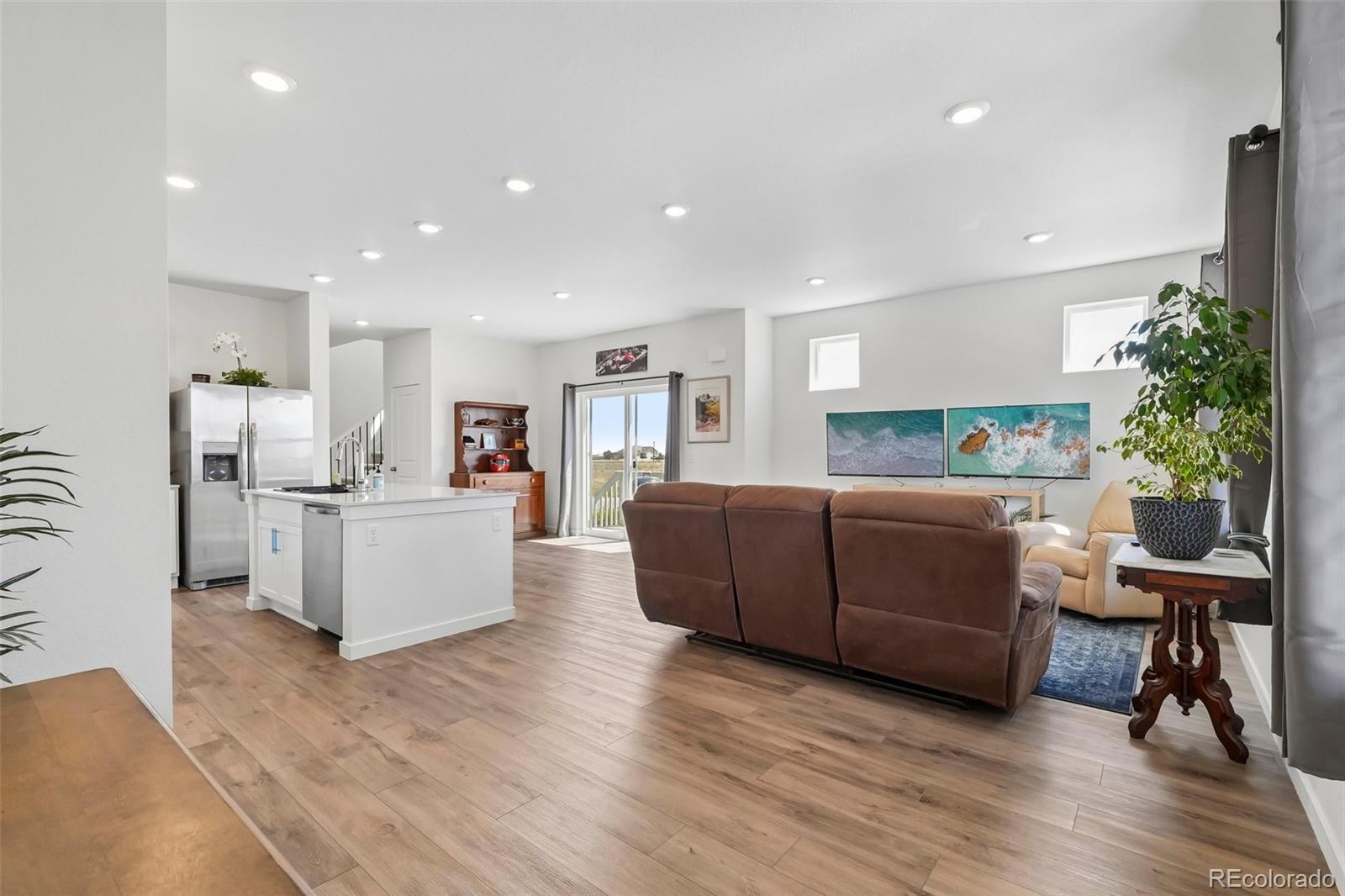 MLS Image #5 for 765  aspen avenue,bennett, Colorado