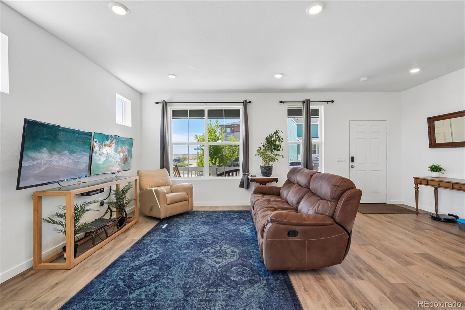 MLS Image #9 for 765  aspen avenue,bennett, Colorado