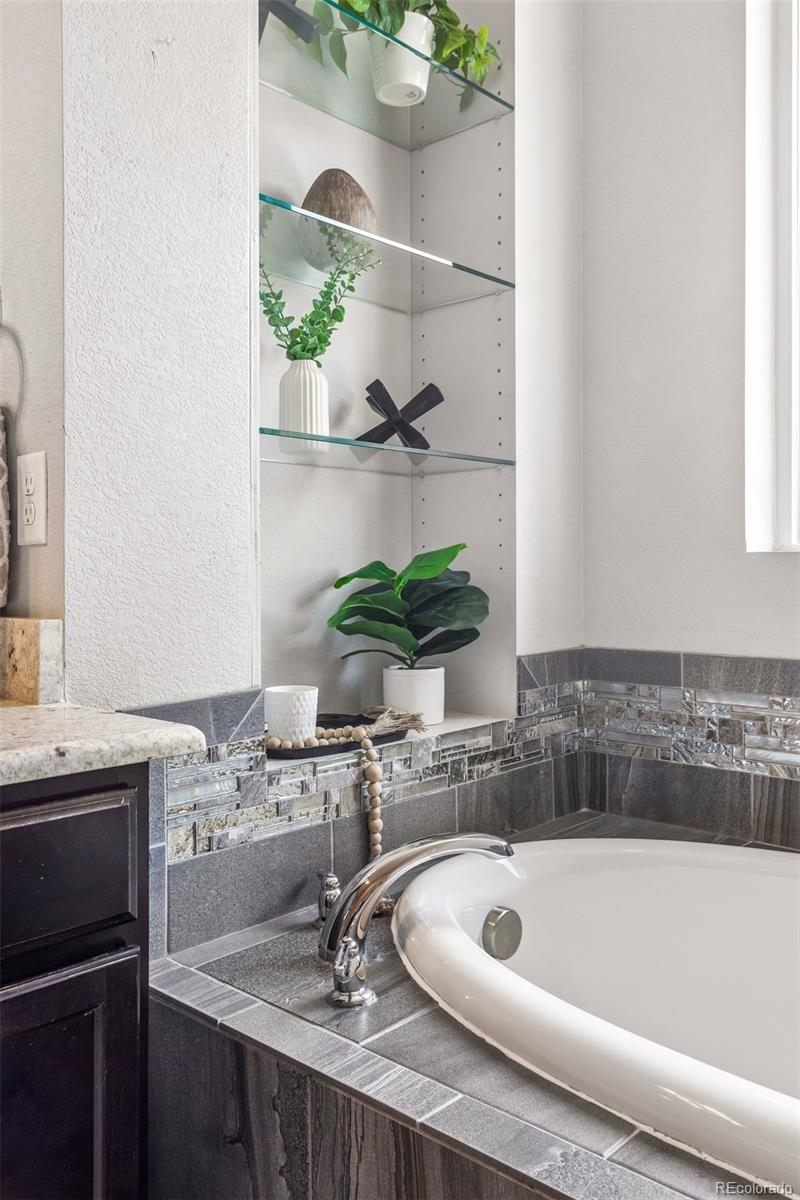 MLS Image #27 for 9050 e caley way,englewood, Colorado