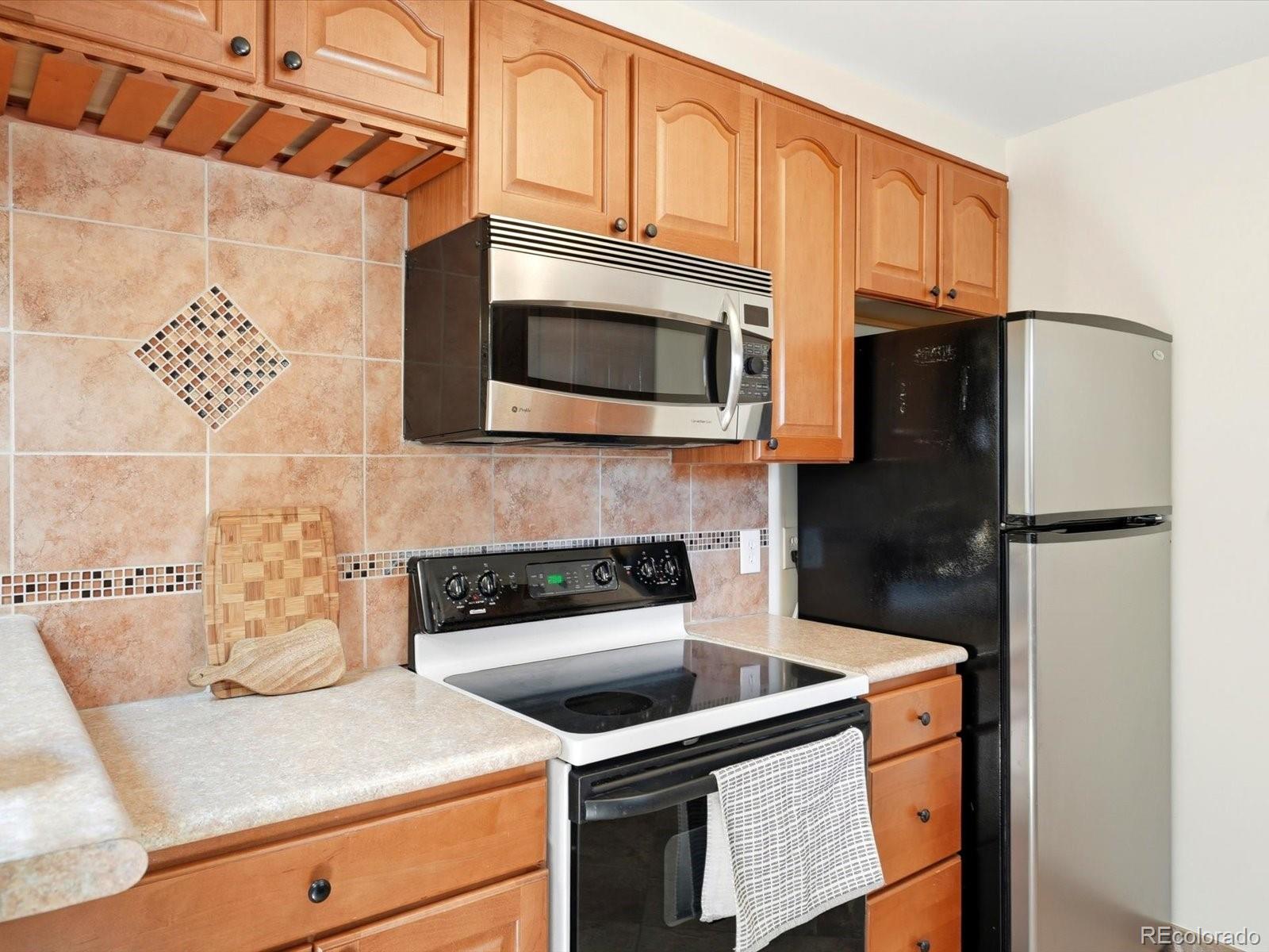 MLS Image #10 for 1440 s hudson street,denver, Colorado