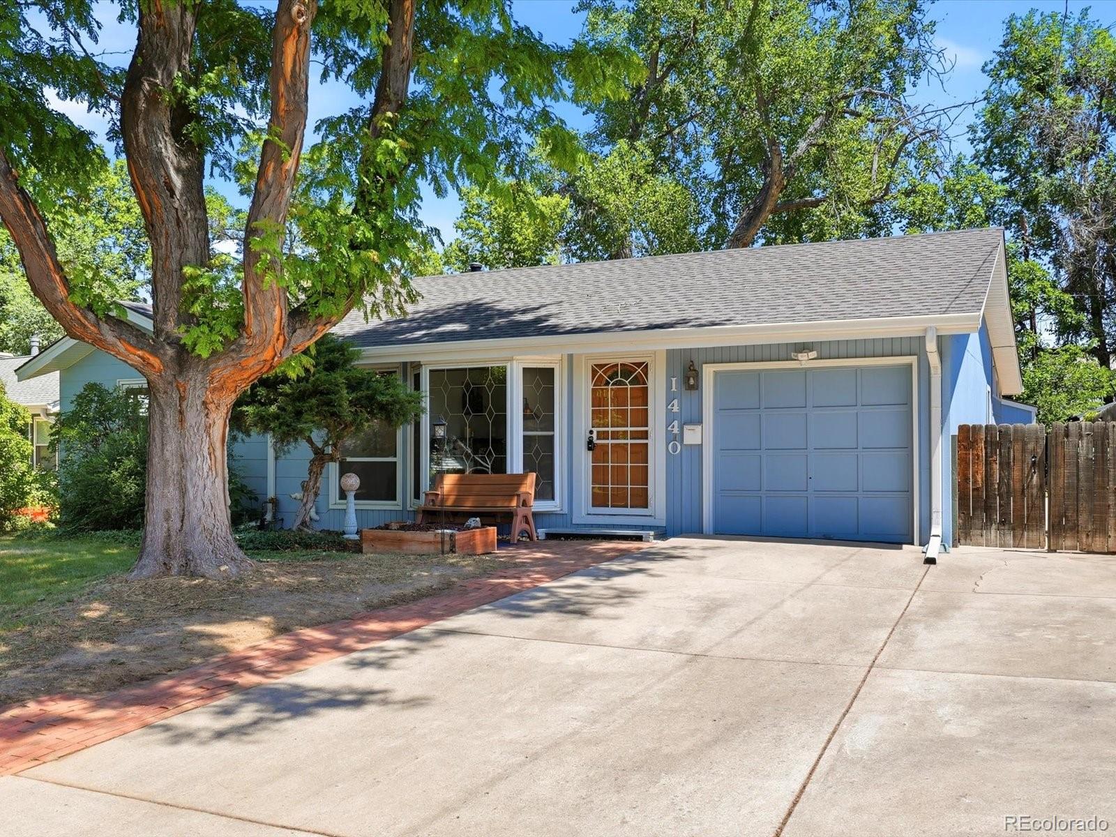 MLS Image #2 for 1440 s hudson street,denver, Colorado