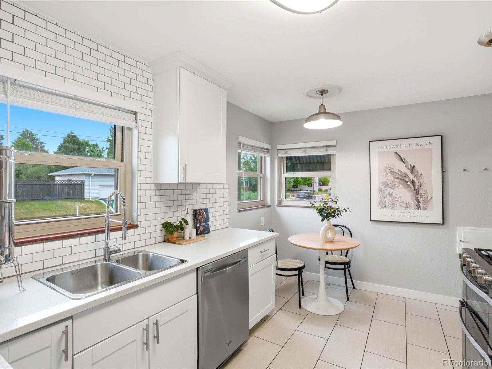 MLS Image #6 for 3655 e yale avenue,denver, Colorado
