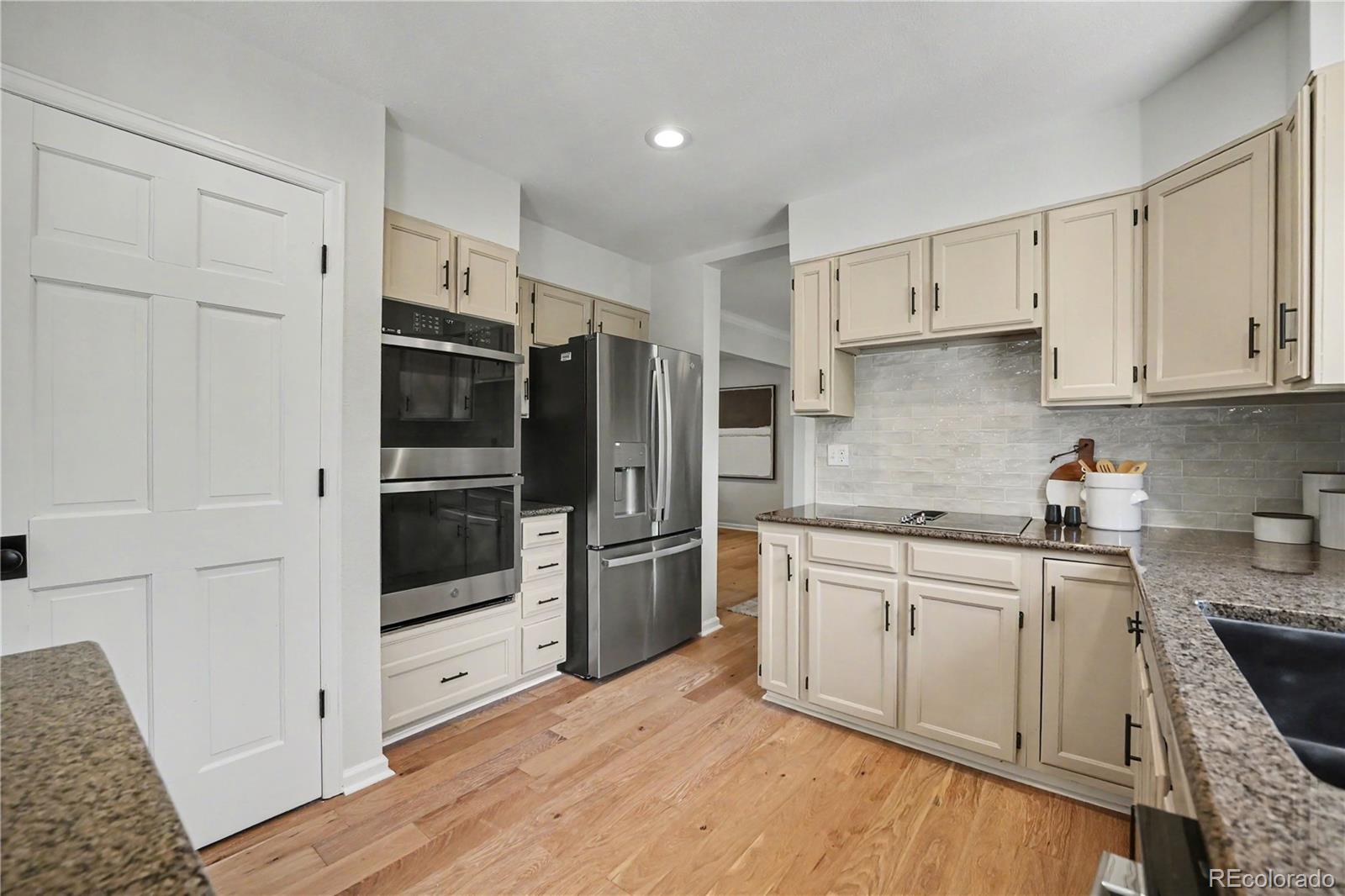 MLS Image #6 for 6102 s lima way,englewood, Colorado