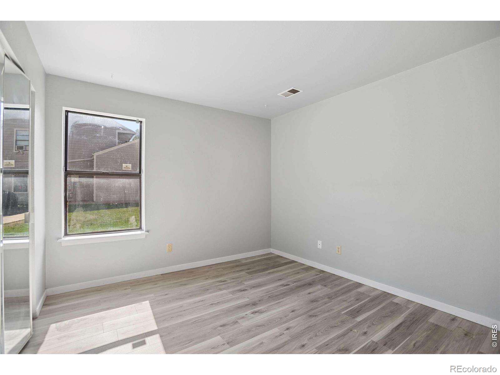 MLS Image #16 for 225 e 8th avenue,longmont, Colorado