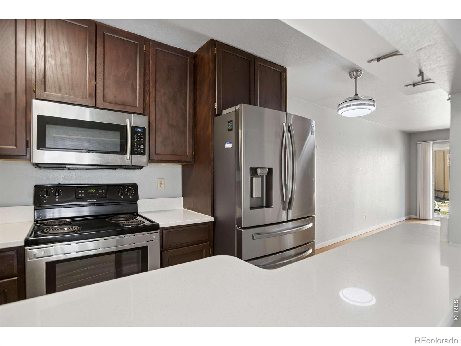 MLS Image #4 for 225 e 8th avenue,longmont, Colorado