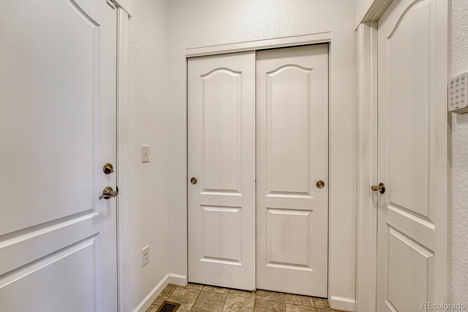 MLS Image #13 for 11791  barrentine loop,parker, Colorado