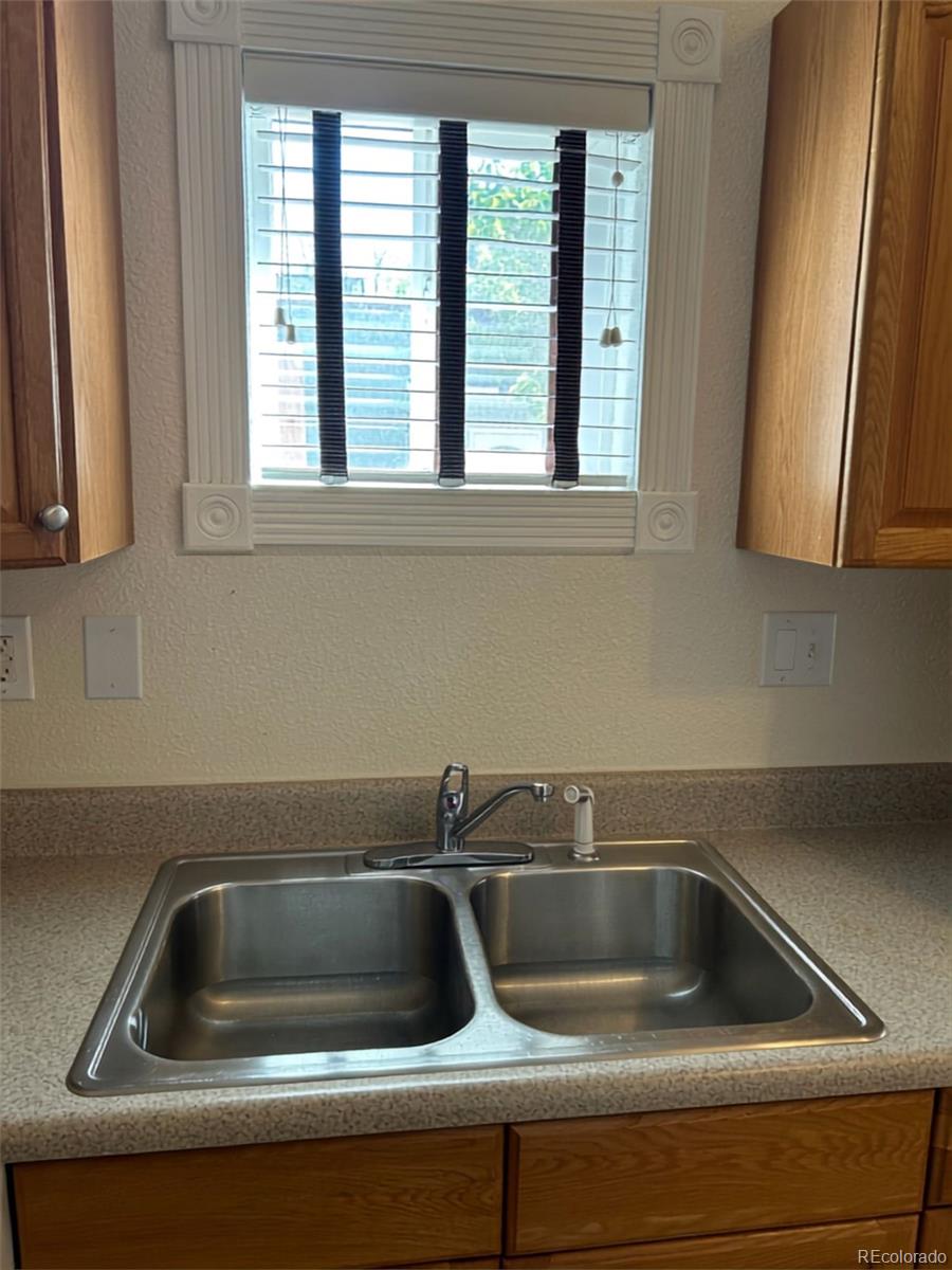 MLS Image #12 for 3027  lawrence street,denver, Colorado
