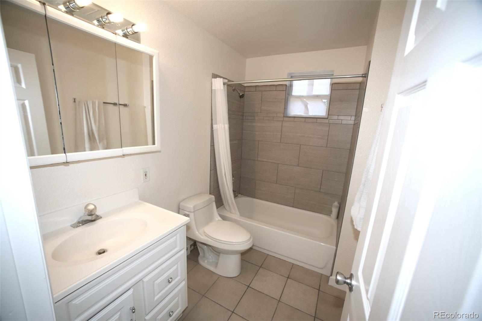MLS Image #14 for 3027  lawrence street,denver, Colorado