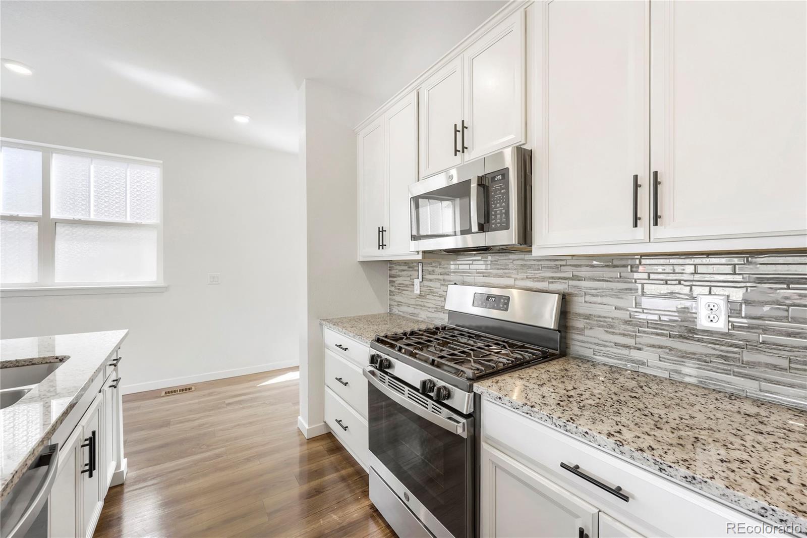 MLS Image #8 for 17681 e 95th place,commerce city, Colorado