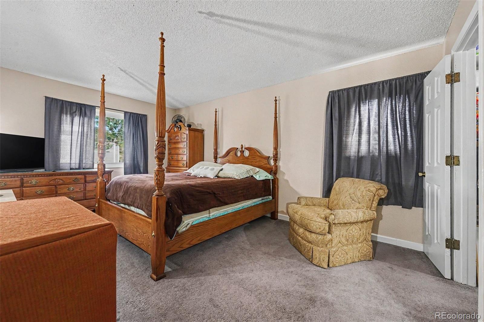 MLS Image #4 for 3484 s eagle street,aurora, Colorado