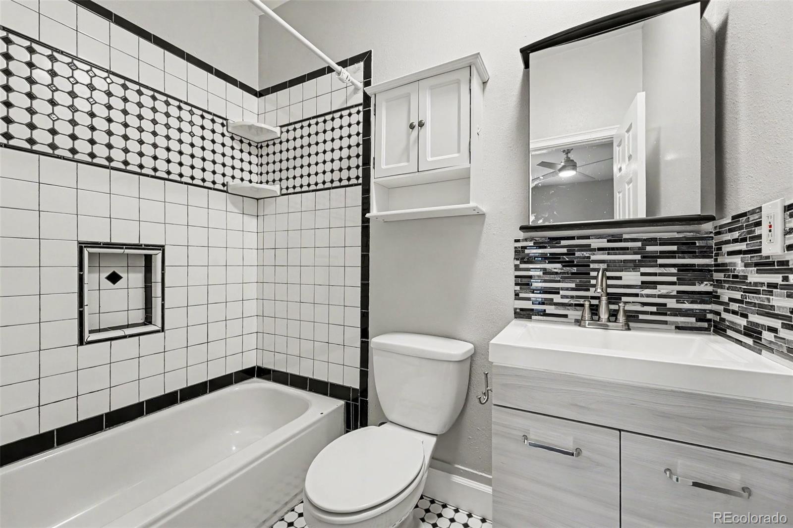 MLS Image #23 for 2439 n ogden street,denver, Colorado