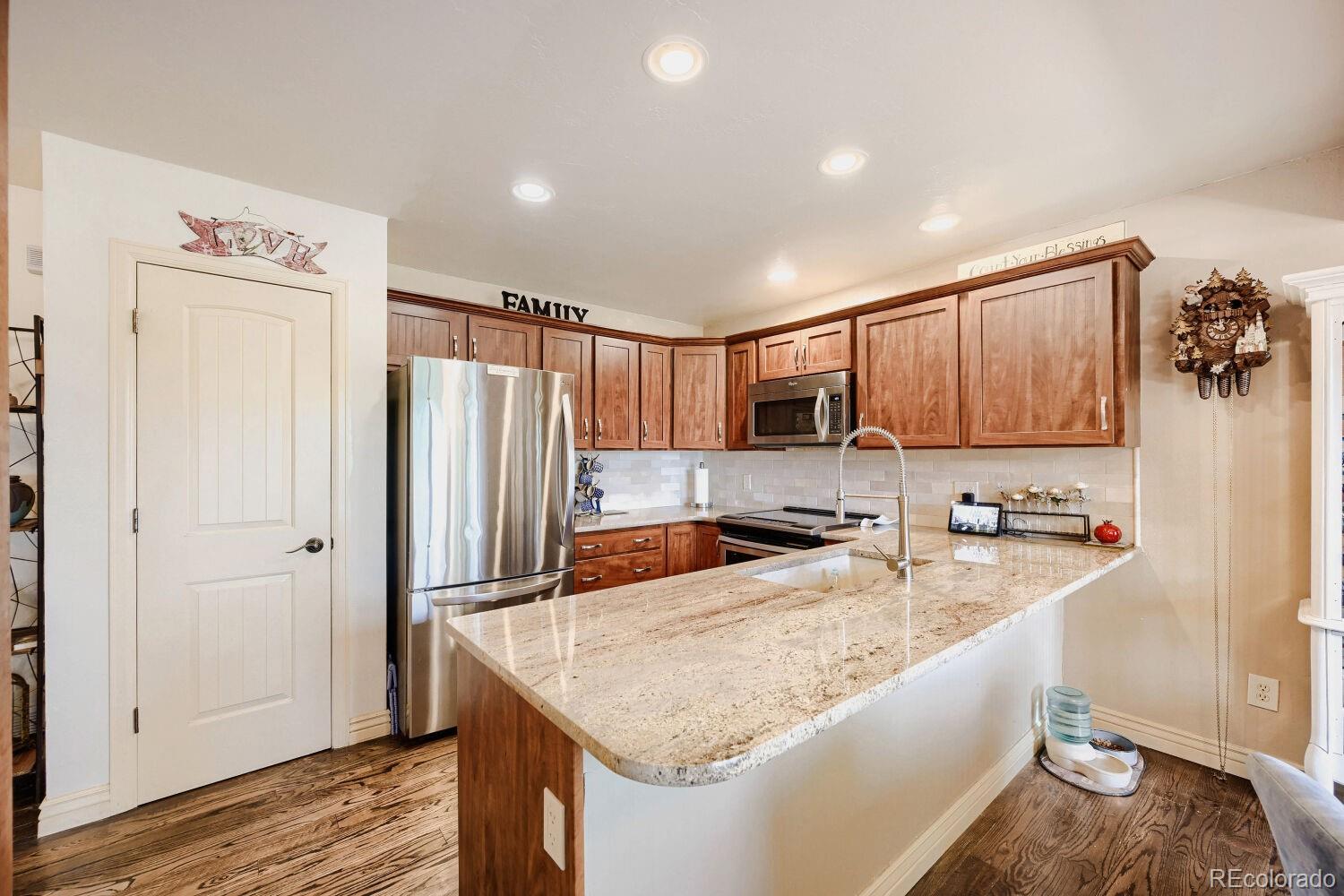 MLS Image #8 for 57  newport circle a,colorado springs, Colorado