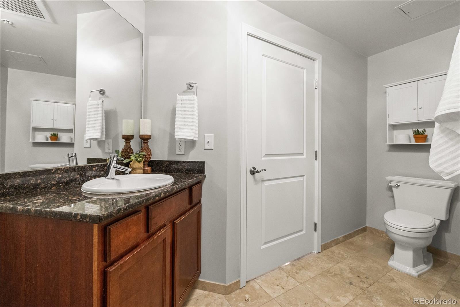 MLS Image #21 for 975 n lincoln street,denver, Colorado
