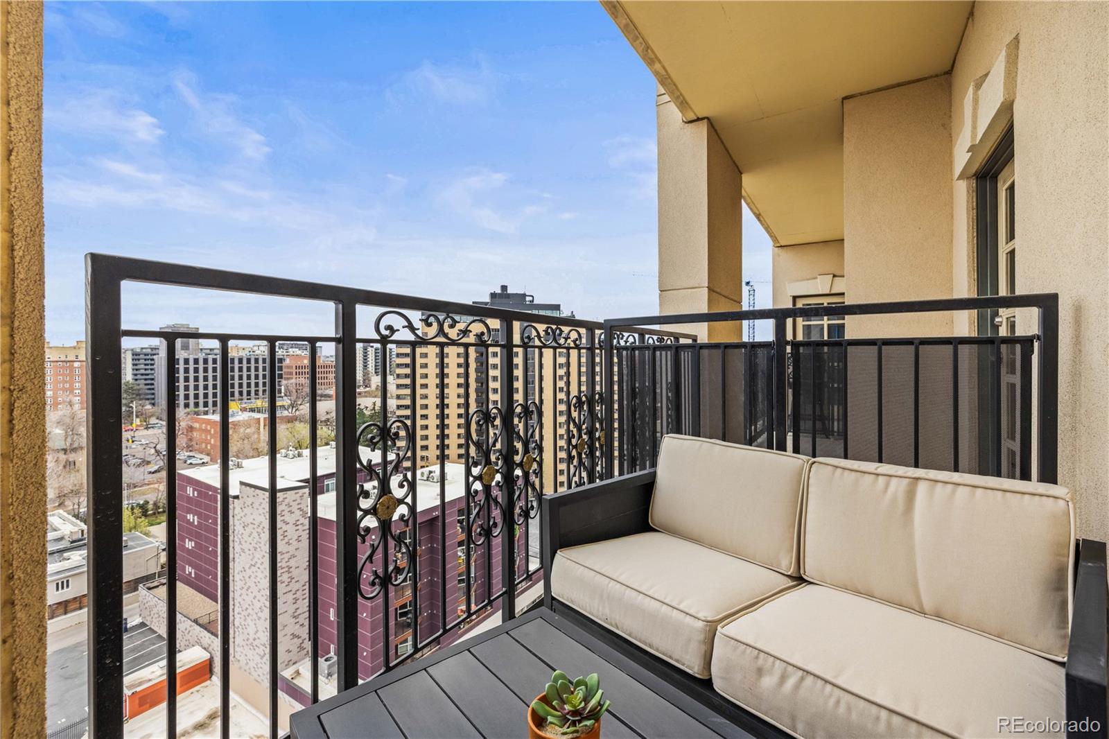 MLS Image #26 for 975 n lincoln street,denver, Colorado