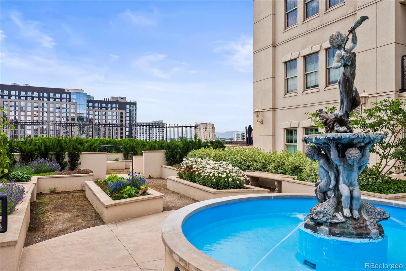 MLS Image #30 for 975 n lincoln street,denver, Colorado