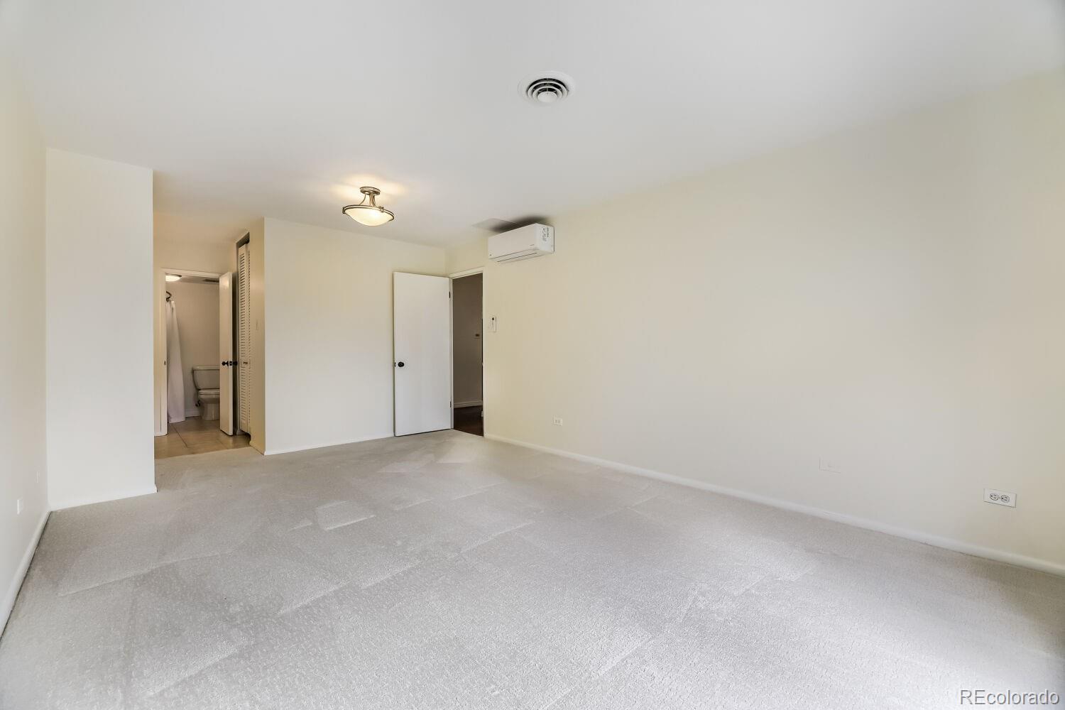 MLS Image #18 for 4570 e yale avenue,denver, Colorado