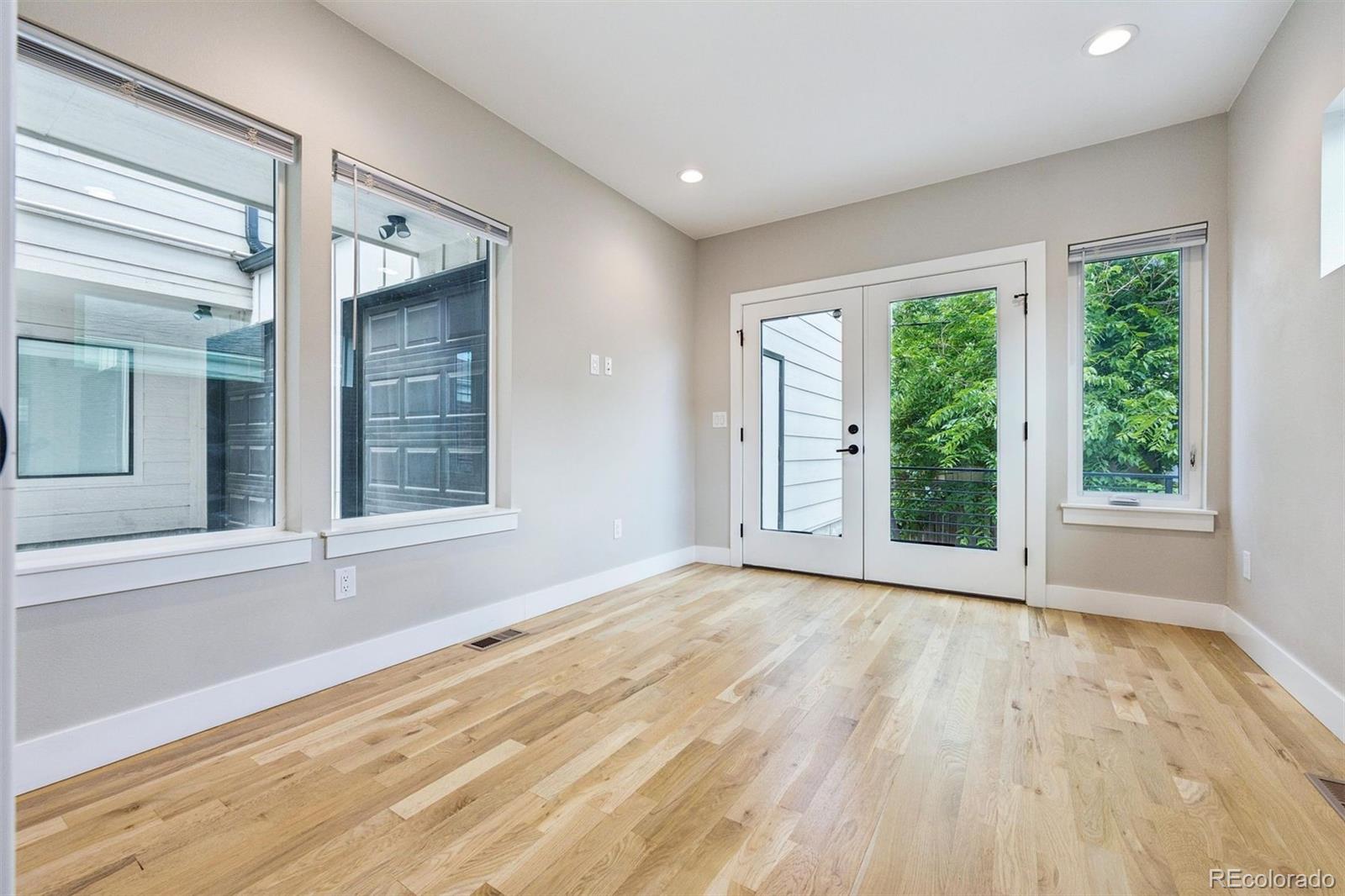 MLS Image #10 for 2147 s bellaire street,denver, Colorado