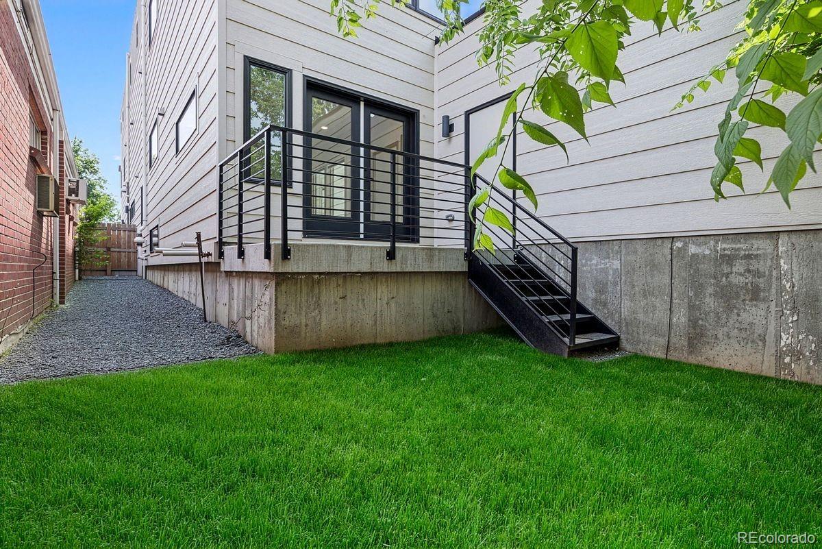 MLS Image #11 for 2147 s bellaire street,denver, Colorado