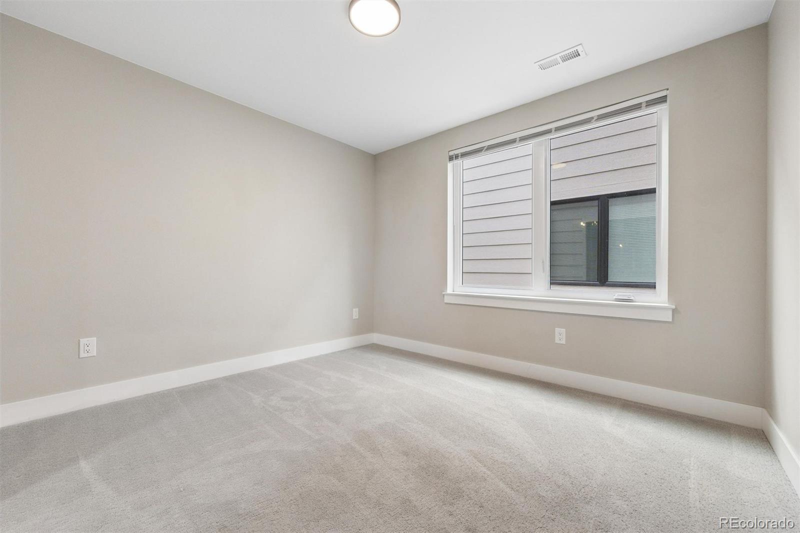 MLS Image #16 for 2147 s bellaire street,denver, Colorado