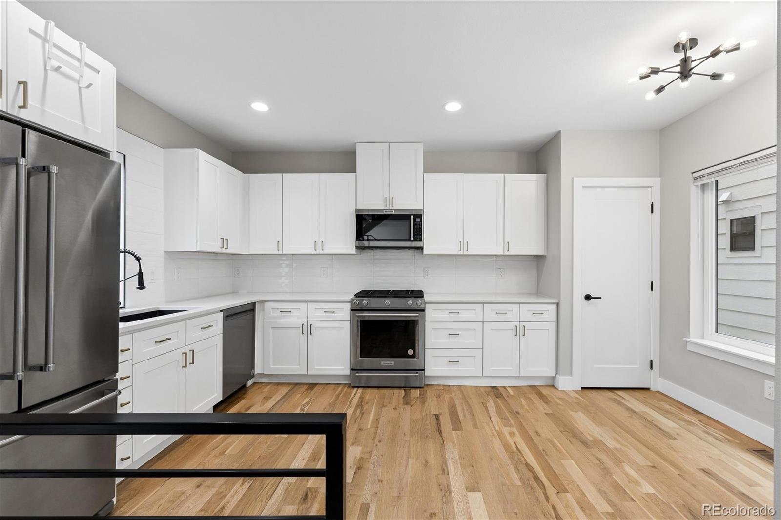 MLS Image #2 for 2147 s bellaire street,denver, Colorado