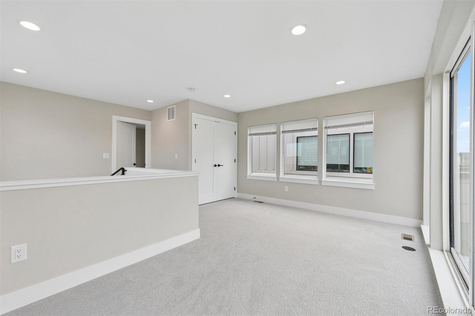 MLS Image #22 for 2147 s bellaire street,denver, Colorado