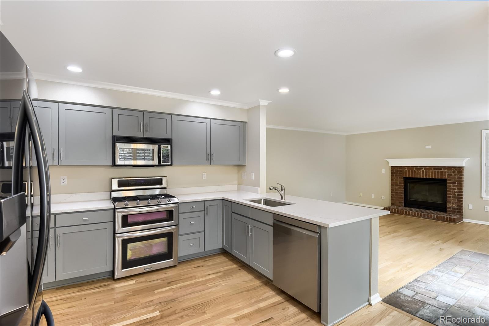 MLS Image #6 for 2152 s eldridge street,lakewood, Colorado