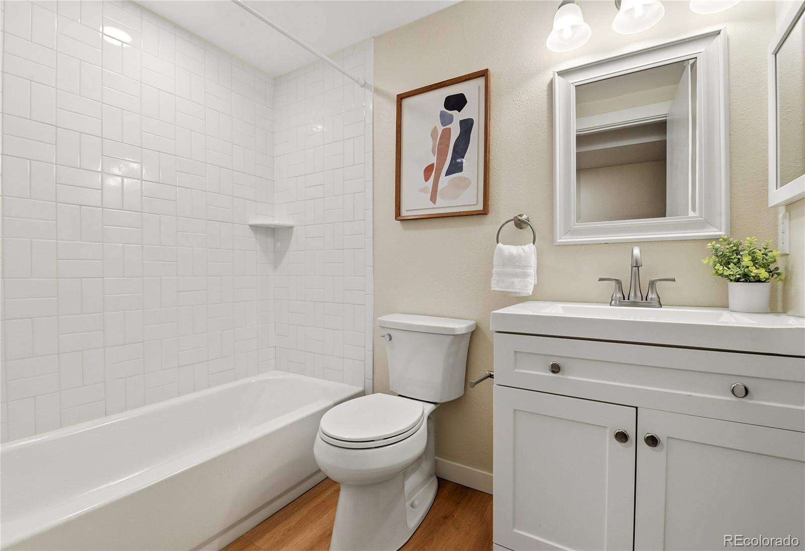 MLS Image #27 for 3323 w monmouth avenue,englewood, Colorado