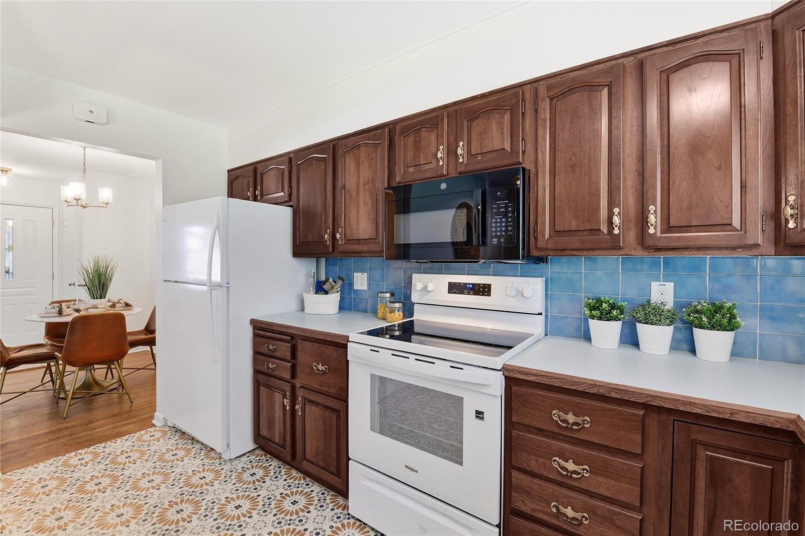 MLS Image #7 for 3323 w monmouth avenue,englewood, Colorado