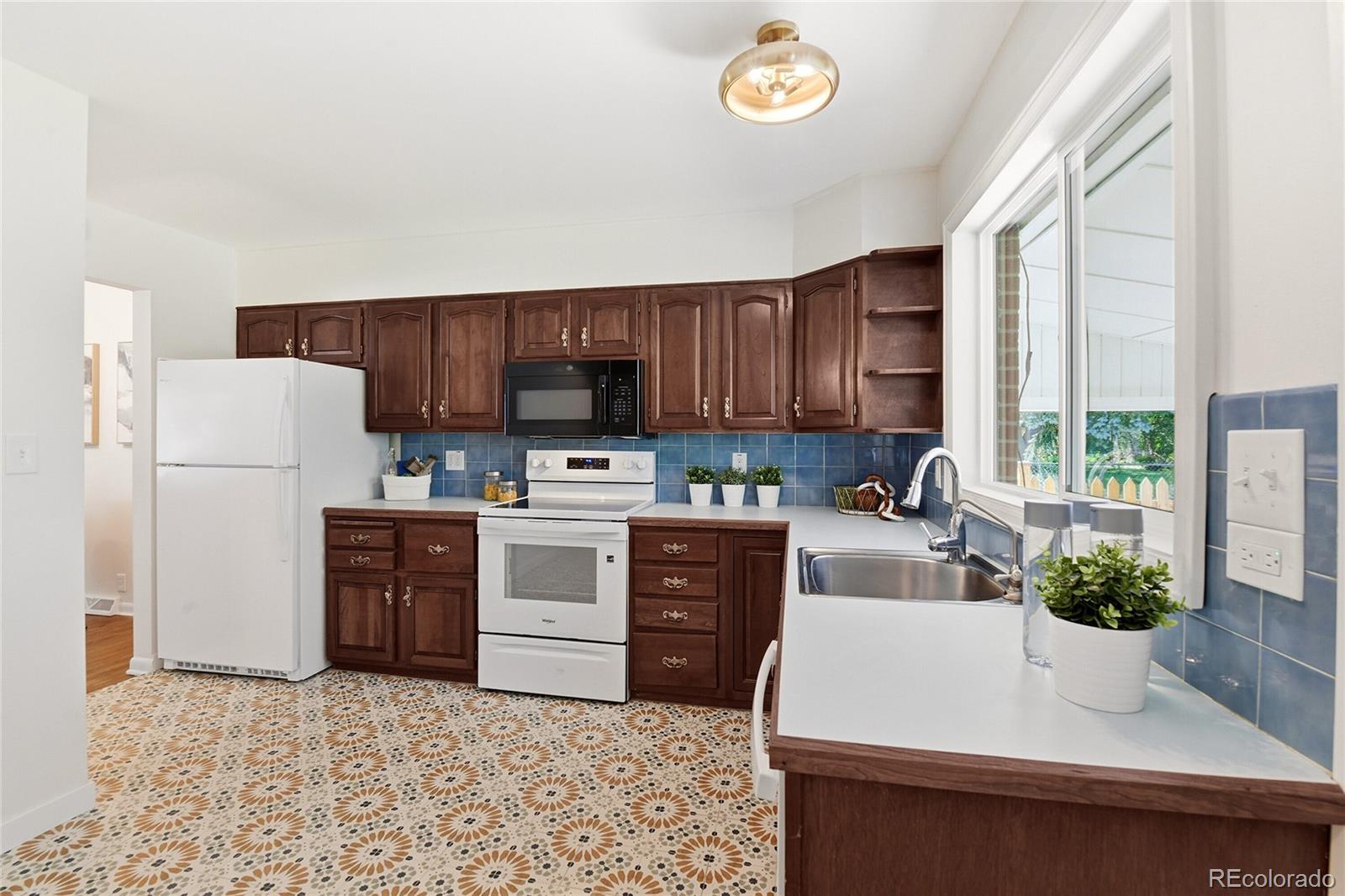 MLS Image #9 for 3323 w monmouth avenue,englewood, Colorado