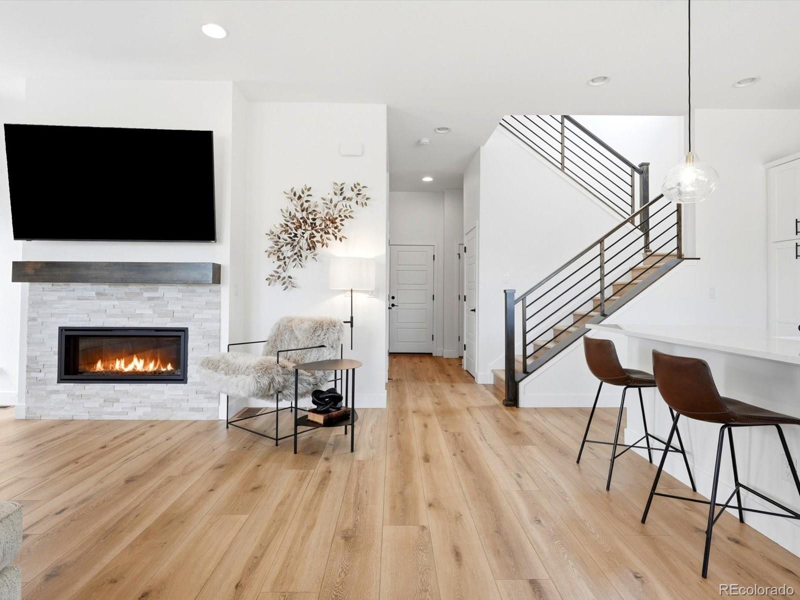 MLS Image #3 for 1612  stablecross drive,castle rock, Colorado