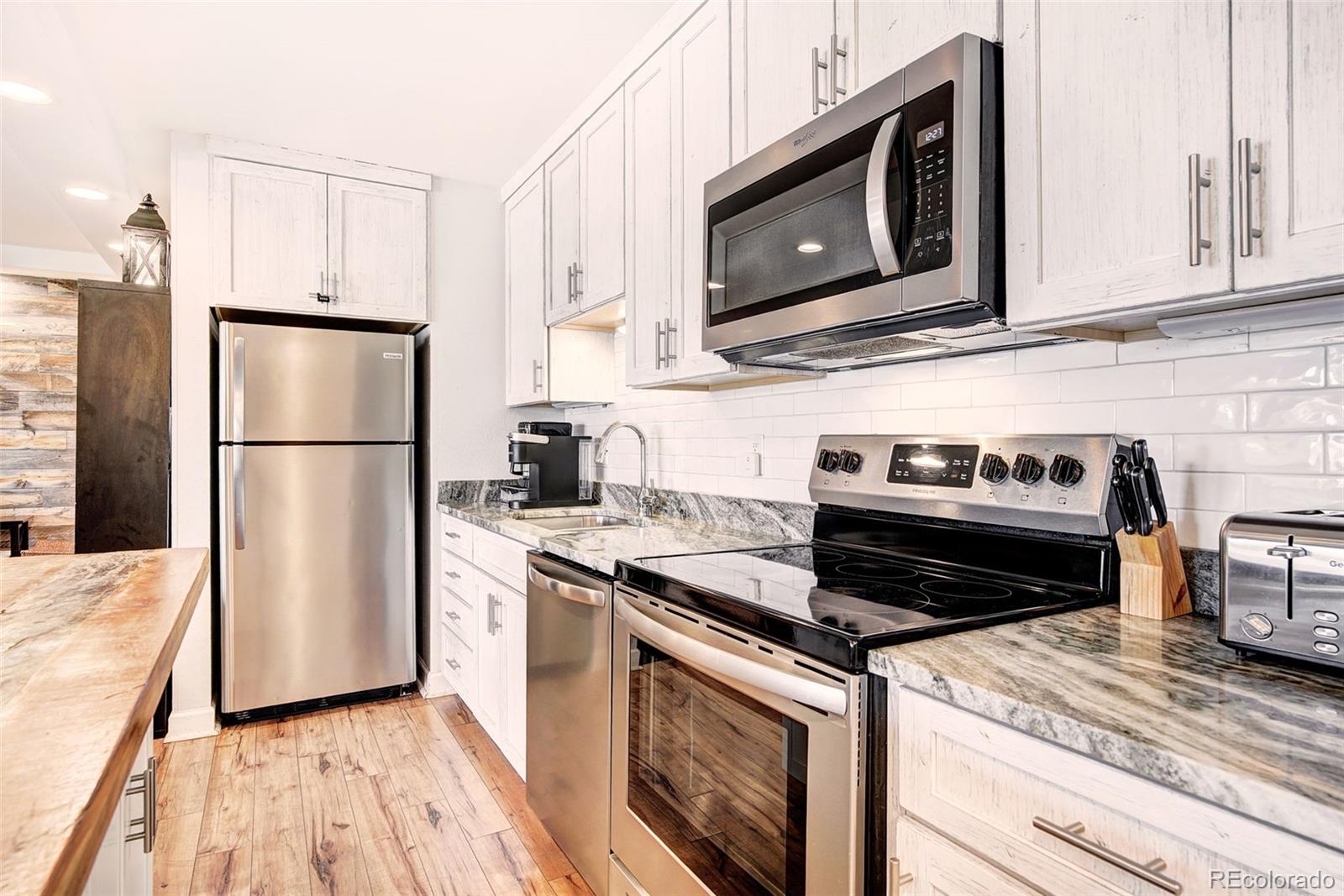 MLS Image #8 for 32  corinthian circle,dillon, Colorado